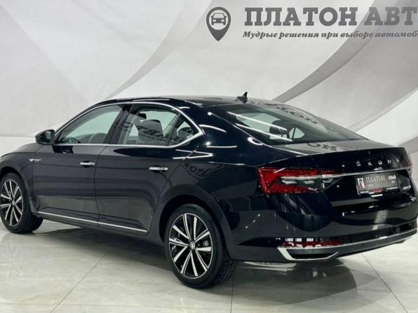 Новый Skoda Superb III Рестайлинг 2025 года, цена 3 049 000 рублей, лифтбек, Автокод Объявления