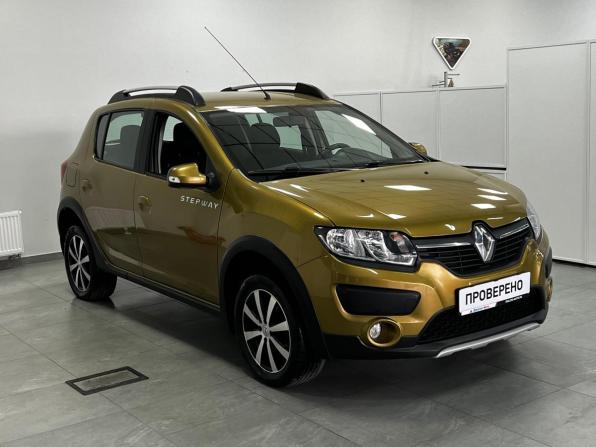 Renault Sandero II с пробегом 2017 года, цена 999 000 рублей, 93000 км, хэтчбек, Автокод Объявления