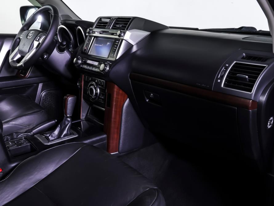 Toyota Land Cruiser Prado 150 Series Рестайлинг 1 Москва  - изображение 10