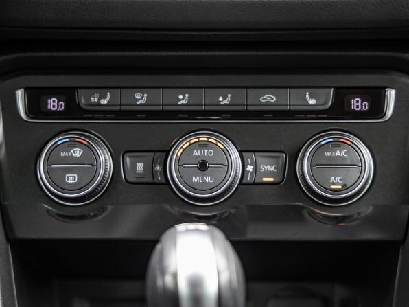 Volkswagen Tiguan II с пробегом 2017 года, цена 2 268 000 рублей, 180162 км, внедорожник, Автокод Объявления