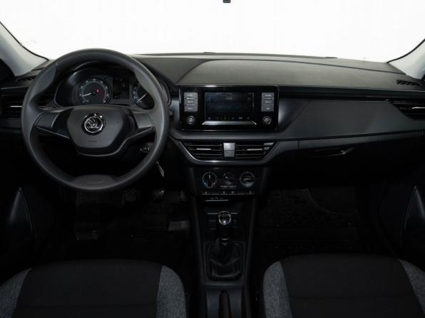 Skoda Rapid II с пробегом 2020 года, цена 1 435 700 рублей, 117031 км, лифтбек, Автокод Объявления