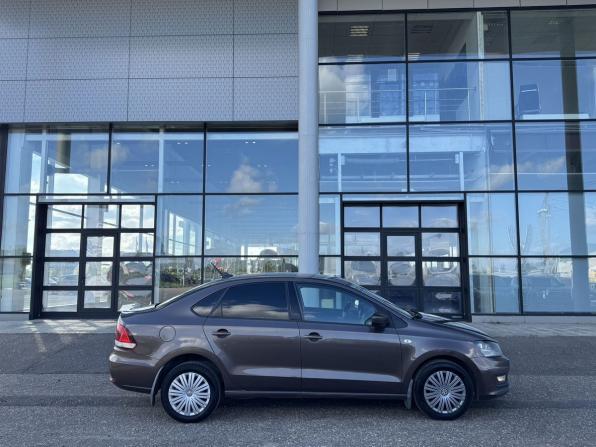 Volkswagen Polo V Рестайлинг с пробегом 2017 года, цена 1 150 000 рублей, 171661 км, седан, Автокод Объявления