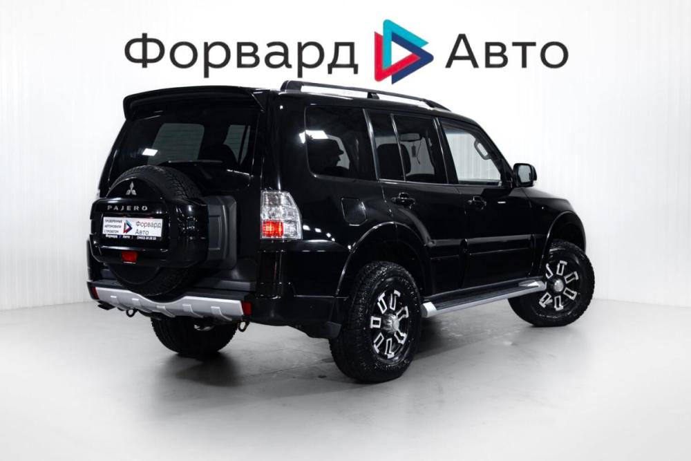 Mitsubishi Pajero IV Рестайлинг 1 Тюмень  - изображение 8