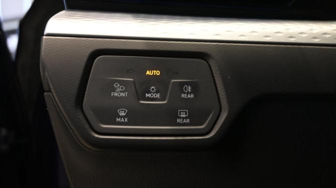 Volkswagen ID.6 с пробегом 2021 года, цена 2 895 000 рублей, 40481 км, внедорожник, Автокод Объявления