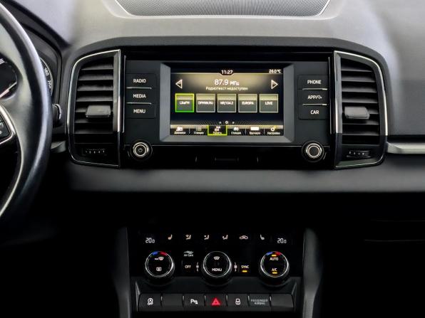 Skoda Karoq I с пробегом 2020 года, цена 2 100 000 рублей, 157099 км, внедорожник, Автокод Объявления