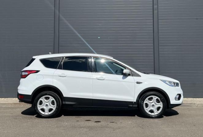 Ford Kuga II Рестайлинг с пробегом 2018 года, цена 1 685 000 рублей, 124000 км, внедорожник, Автокод Объявления