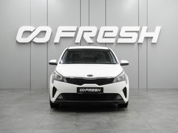 Kia Rio IV Рестайлинг с пробегом 2021 года, цена 1 564 000 рублей, 97733 км, седан, Автокод Объявления