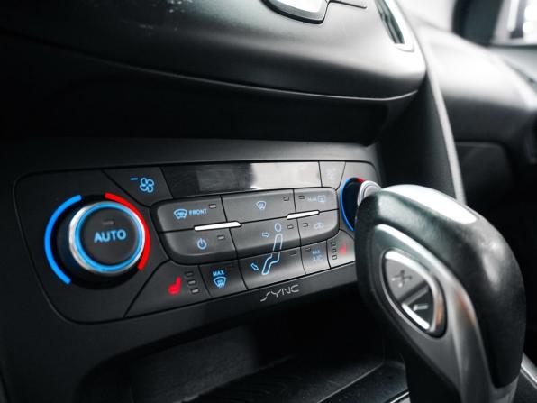 Ford Focus III Рестайлинг с пробегом 2017 года, цена 989 000 рублей, 249558 км, седан, Автокод Объявления