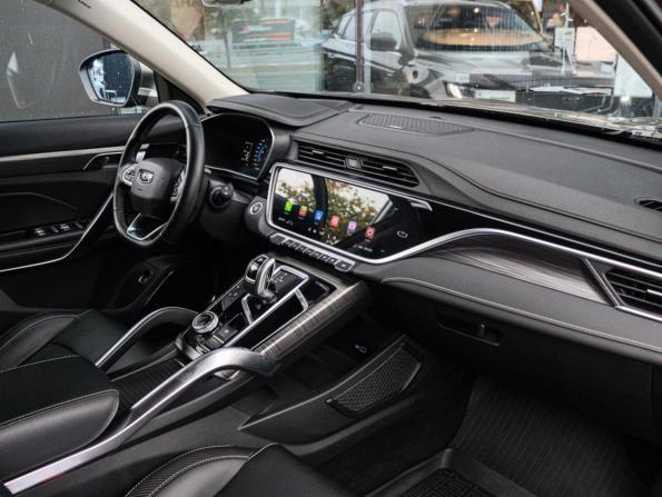 Geely Atlas Pro с пробегом 2024 года, цена 2 230 000 рублей, 42800 км, внедорожник, Автокод Объявления