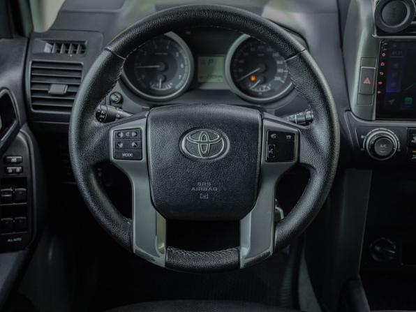 Toyota Land Cruiser Prado 150 Series с пробегом 2013 года, цена 3 000 000 рублей, 230000 км, внедорожник, Автокод Объявления