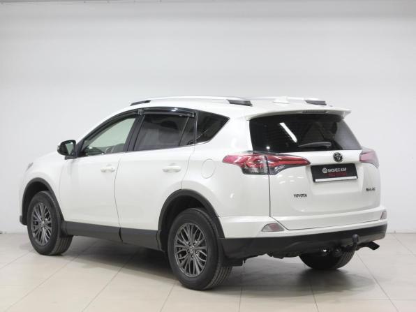 Toyota RAV4 IV (XA40) Рестайлинг с пробегом 2015 года, цена 1 899 000 рублей, 177145 км, внедорожник, Автокод Объявления