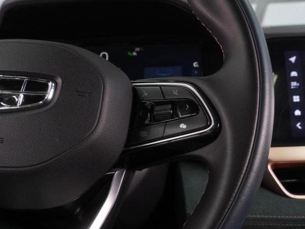 Geely Monjaro I с пробегом 2023 года, цена 3 199 000 рублей, 57100 км, внедорожник, Автокод Объявления