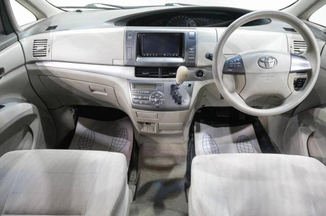Toyota Estima I с пробегом 2012 года, цена 599 000 рублей, 100000 км, минивэн, Автокод Объявления