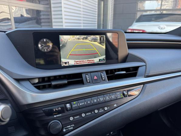 Lexus ES VII с пробегом 2020 года, цена 3 890 000 рублей, 73093 км, седан, Автокод Объявления