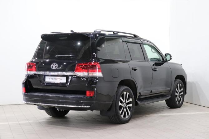 Toyota Land Cruiser 200 Series Рестайлинг 2 с пробегом 2020 года, цена 8 520 000 рублей, 66459 км, внедорожник, Автокод Объявления