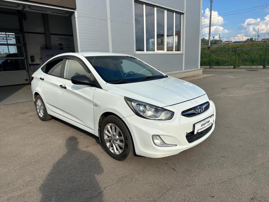 Hyundai Solaris I Москва  - изображение 3