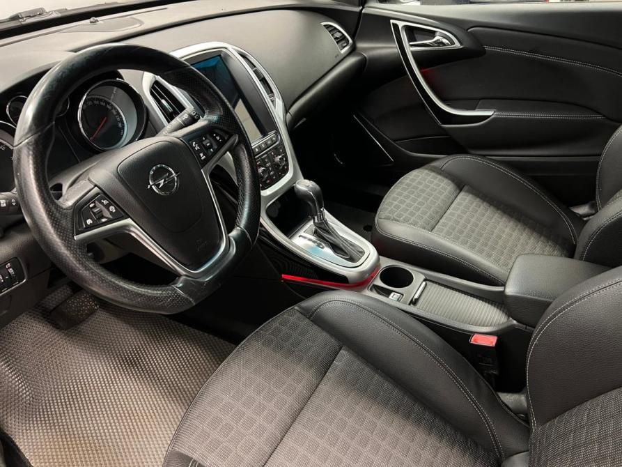 Opel Astra J Рестайлинг Санкт-Петербург  - изображение 7
