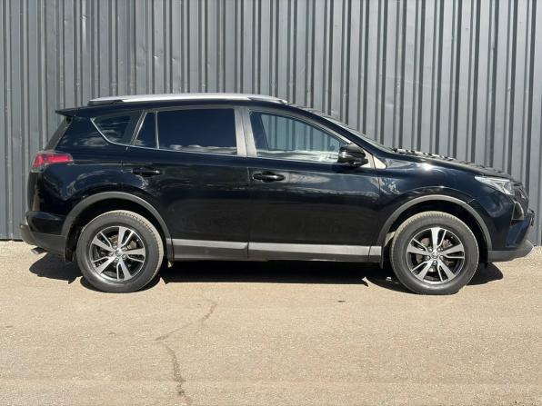 Toyota RAV4 IV (XA40) Рестайлинг с пробегом 2018 года, цена 2 520 000 рублей, 165916 км, внедорожник, Автокод Объявления