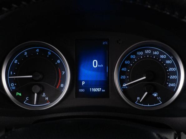Toyota Corolla XI (E160 E170 E180) Рестайлинг 1 с пробегом 2018 года, цена 1 799 000 рублей, 116097 км, седан, Автокод Объявления
