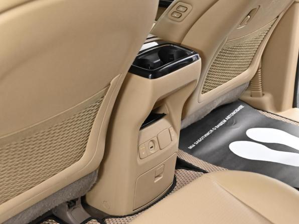 Kia Carnival III с пробегом 2019 года, цена 2 399 000 рублей, 137000 км, минивэн, Автокод Объявления