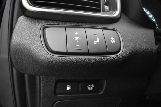 Kia Sorento III Prime Рестайлинг с пробегом 2018 года, цена 2 285 000 рублей, 185971 км, внедорожник, Автокод Объявления