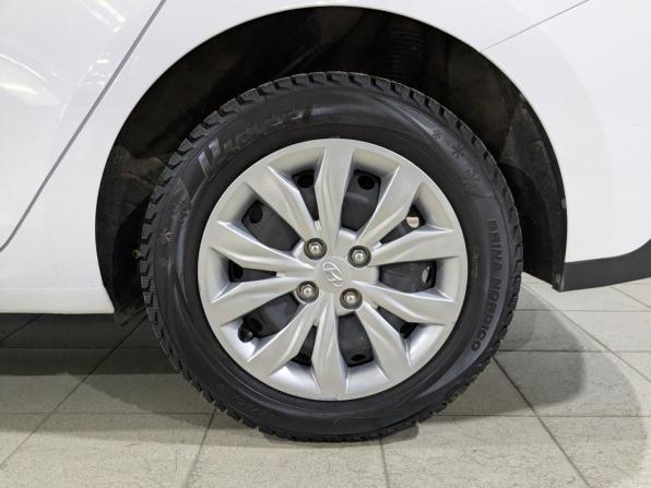 Hyundai Solaris II Рестайлинг с пробегом 2022 года, цена 1 720 000 рублей, 63919 км, седан, Автокод Объявления