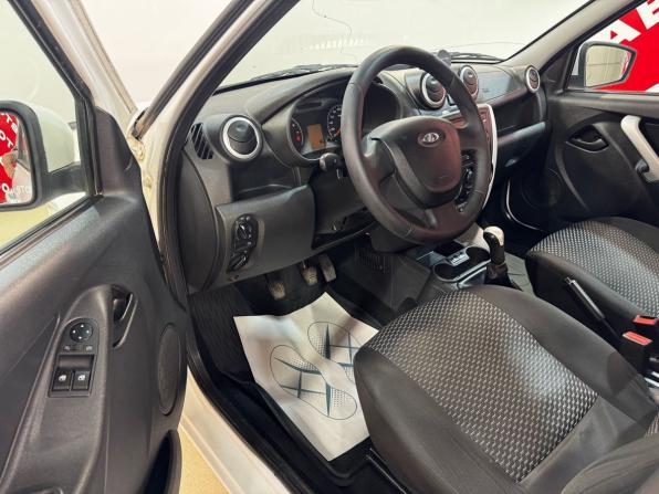 Lada (ВАЗ) Granta I с пробегом 2017 года, цена 699 000 рублей, 129374 км, седан, Автокод Объявления