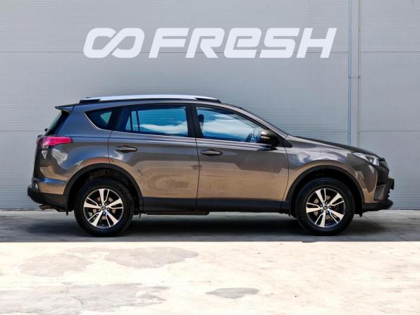 Toyota RAV4 IV (XA40) Рестайлинг с пробегом 2016 года, цена 2 226 000 рублей, 158767 км, внедорожник, Автокод Объявления