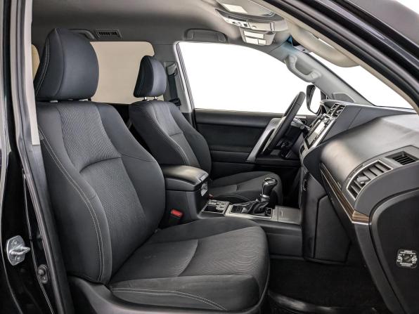 Toyota Land Cruiser Prado 150 Series Рестайлинг 2 с пробегом 2020 года, цена 4 685 000 рублей, 173638 км, внедорожник, Автокод Объявления