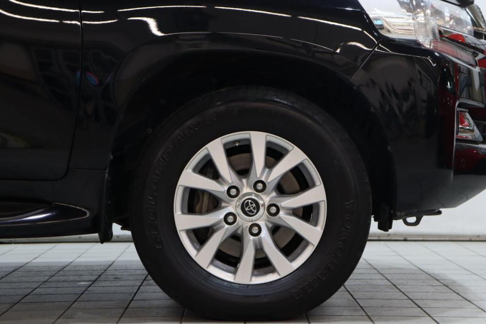 Toyota Land Cruiser 200 Series Рестайлинг 2 Сургут  - изображение 9