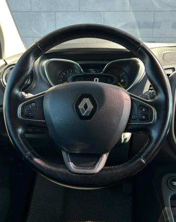 Renault Kaptur I с пробегом 2016 года, цена 1 270 000 рублей, 133264 км, внедорожник, Автокод Объявления
