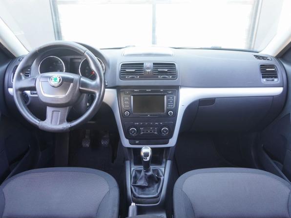 Skoda Yeti I с пробегом 2012 года, цена 754 000 рублей, 264000 км, внедорожник, Автокод Объявления