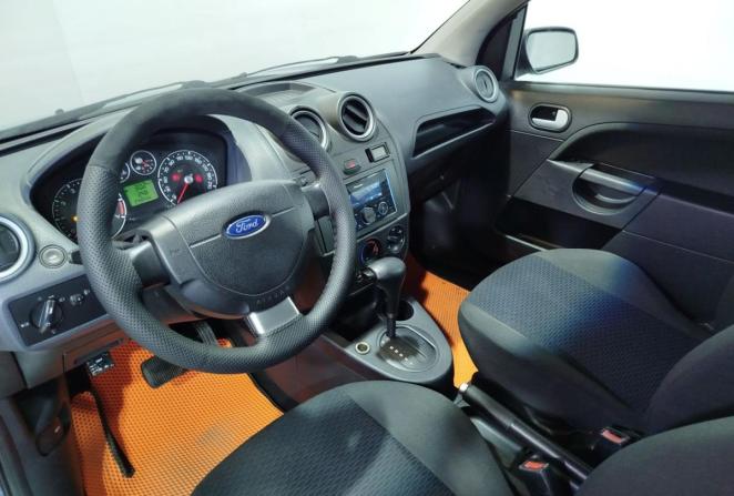 Ford Fiesta Mk5 с пробегом 2008 года, цена 460 000 рублей, 243566 км, хэтчбек, Автокод Объявления