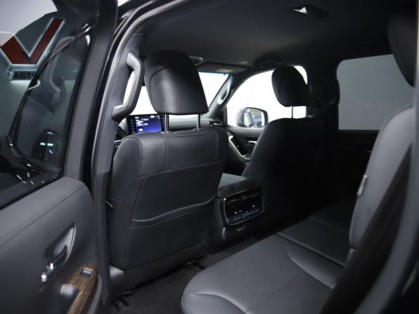 Toyota Land Cruiser 300 Series с пробегом 2021 года, цена 9 550 000 рублей, 35960 км, внедорожник, Автокод Объявления