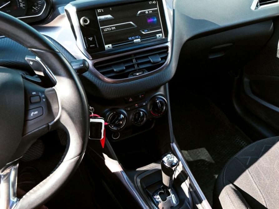Peugeot 2008 I Екатеринбург  - изображение 9