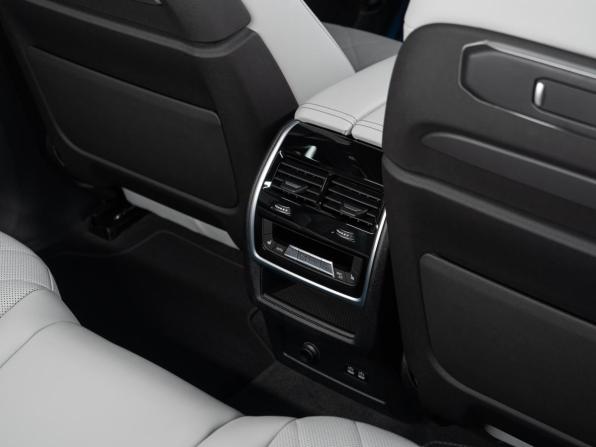 Новый BMW X7 I (G07) Рестайлинг 2026 года, цена 22 990 000 рублей, внедорожник, Автокод Объявления