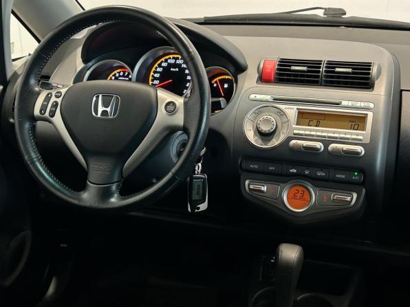 Honda Jazz I Рестайлинг с пробегом 2008 года, цена 680 000 рублей, 94900 км, хэтчбек, Автокод Объявления