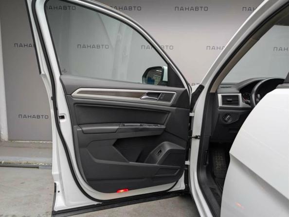 Volkswagen Teramont I с пробегом 2018 года, цена 3 047 000 рублей, 180574 км, внедорожник, Автокод Объявления