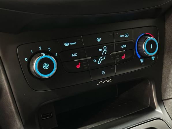 Ford Focus III Рестайлинг с пробегом 2017 года, цена 1 098 000 рублей, 115307 км, седан, Автокод Объявления