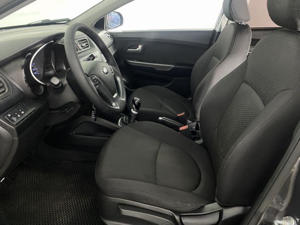 Kia Rio III Рестайлинг с пробегом 2015 года, цена 925 000 рублей, 175945 км, седан, Автокод Объявления