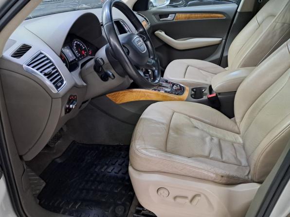 Audi Q5 I (8R) с пробегом 2009 года, цена 1 035 000 рублей, 253619 км, внедорожник, Автокод Объявления