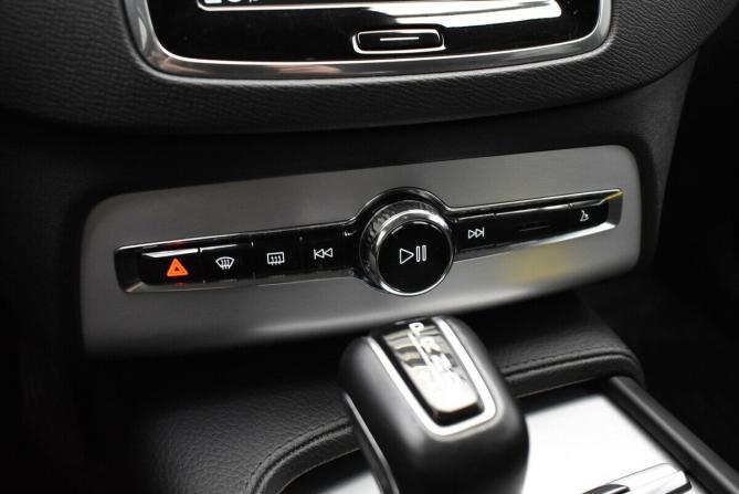 Volvo XC90 II с пробегом 2018 года, цена 4 350 000 рублей, 70598 км, внедорожник, Автокод Объявления