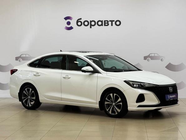 Changan Eado Plus с пробегом 2023 года, цена 1 590 000 рублей, 54620 км, седан, Автокод Объявления