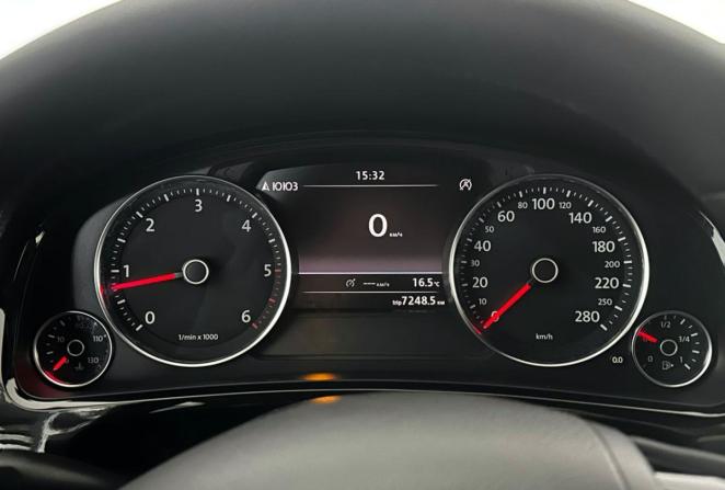 Volkswagen Touareg I Рестайлинг с пробегом 2010 года, цена 1 635 000 рублей, 333119 км, внедорожник, Автокод Объявления