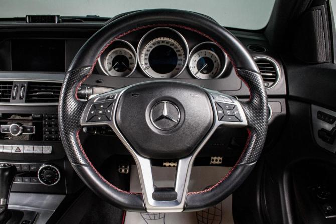 Mercedes-Benz C-Класс III (W204) Рестайлинг с пробегом 2012 года, цена 1 599 000 рублей, 55000 км, купе, Автокод Объявления