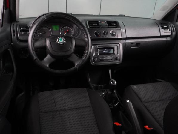 Skoda Fabia II Рестайлинг с пробегом 2012 года, цена 544 000 рублей, 110981 км, хэтчбек, Автокод Объявления