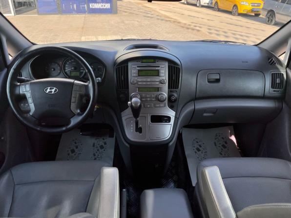 Hyundai Grand Starex I с пробегом 2013 года, цена 2 220 000 рублей, 199000 км, минивэн, Автокод Объявления