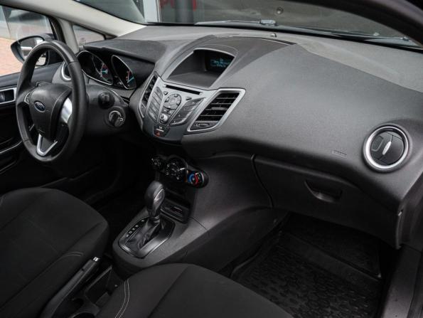 Ford Fiesta Mk6 Рестайлинг с пробегом 2016 года, цена 850 000 рублей, 145387 км, седан, Автокод Объявления