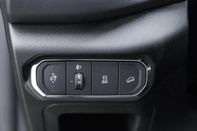 Новый Haval Jolion I Рестайлинг 2 2026 года, цена 2 099 000 рублей, внедорожник, Автокод Объявления