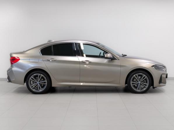 BMW 1 серии III (F52) Рестайлинг с пробегом 2022 года, цена 2 990 000 рублей, 32995 км, седан, Автокод Объявления